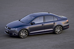 Volkswagen Jetta 2.0 TDI 140 CV Sport Turismo Azul Tempestad Metalizado Exterior Cenital-Frontal-Lateral 4 puertas