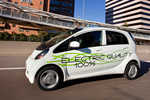 Mitsubishi i-MiEV Gama i-MiEV Gama i-MiEV Turismo Blanco Exterior Lateral 5 puertas