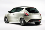 Lancia Ypsilon Gama Ypsilon Gama Ypsilon Turismo Blanco Neve Exterior Lateral-Posterior 5 puertas