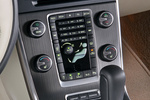 Volvo S60 D3 163 CV Geartronic Summum Turismo Interior Consola Central 4 puertas