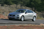 Volvo S60 D3 163 CV Geartronic Summum Turismo Seashell Metalizado Exterior Frontal-Lateral 4 puertas