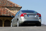 Volvo S60 D3 163 CV Geartronic Summum Turismo Seashell Metalizado Exterior Posterior 4 puertas