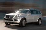 Mercedes-Benz Clase GL GL 350 BlueTEC 211 CV Gama Clase GL Todo terreno Plata Iridio Exterior Frontal-Lateral 5 puertas