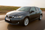 Lexus CT CT 200h (136 CV) Gama CT 200h Turismo Gris oscuro Exterior Frontal-Lateral 5 puertas