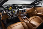 Ferrari FF V12 660 CV Gama FF Coup&eacute; Rojo Maranello Interior Salpicadero 3 puertas