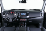 Citroën C-Crosser 2.2 HDI 160 CV FAP DCS Exclusive Todo terreno Interior Salpicadero 5 puertas