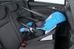 Ford Focus 1.6 EcoBoost 180 CV Titanium Turismo Interior Silla infantil 5 puertas