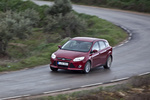 Ford Focus 1.6 EcoBoost 180 CV Titanium Turismo Rojo El&eacute;ctrico Exterior Frontal-Lateral 5 puertas