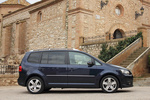Volkswagen Touran 2.0 TDI 170 DSG Sport Monovolumen Azul Indian Exterior Lateral 5 puertas