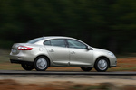 Renault Fluence dCI 110 Dynamique Turismo Beige Pimienta Exterior Lateral 4 puertas