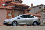 Renault Fluence dCI 110 Dynamique Turismo Beige Pimienta Exterior Lateral 4 puertas