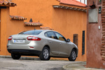 Renault Fluence dCI 110 Dynamique Turismo Beige Pimienta Exterior Posterior-Lateral 4 puertas