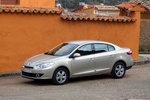 Renault Fluence dCI 110 Dynamique Turismo Beige Pimienta Exterior Frontal-Lateral 4 puertas