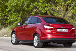 Ford Focus 1.6 TDCi 114 CV Titanium Turismo Rojo El&eacute;ctrico Exterior Posterior-Lateral 4 puertas