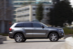 Jeep Grand Cherokee 3.0 V6 CRD Gama Grand Cherokee Todo terreno Dark Charcoal Pearl Exterior Lateral 5 puertas