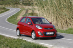 KIA Picanto Gama KIA Picanto Gama KIA Picanto Turismo Signal Red Exterior Frontal-Lateral 5 puertas