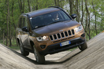 Jeep Compass 2.2 CRD 163 CV Limited Todo terreno Sunburst Orange Pearl Exterior Frontal 5 puertas