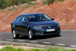 Volkswagen Passat 1.6 TDI 105 CV BlueMotion Technology Advance Turismo Gris Niebla Efecto Perla Exterior Lateral-Frontal 4 puertas