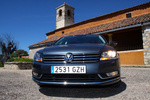Volkswagen Passat 1.6 TDI 105 CV BlueMotion Technology Advance Turismo Gris Niebla Efecto Perla Exterior Frontal 4 puertas