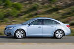 Chevrolet Cruze 2.0 VCDi 163 CV LT Turismo Misty Lake Exterior Lateral 4 puertas