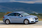 Chevrolet Cruze 2.0 VCDi 163 CV LT Turismo Misty Lake Exterior Lateral-Frontal 4 puertas