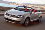 Volkswagen Golf  Cabrio 1.6 TDI CR BMT 105 CV Gama Golf Cabrio Descapotable Plata Tungsteno metalizado Exterior Frontal-Lateral 2 puertas