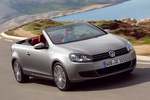Volkswagen Golf  Cabrio 1.6 TDI CR BMT 105 CV Gama Golf Cabrio Descapotable Plata Tungsteno metalizado Exterior Frontal-Lateral 2 puertas