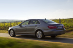 Mercedes-Benz Clase E E 200 NGT BlueEFFICIENCY Gama Clase E Turismo Plata Iridio Exterior Lateral-Posterior 4 puertas