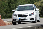 Chevrolet Cruze 2.0 VCDi 163 CV LT Turismo Olympic White Exterior Frontal 4 puertas