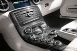 Mercedes-Benz SLS AMG SLS AMG Roadster 571 CV Gama SLS AMG Roadster Descapotable Interior Consola Central 2 puertas