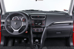 Suzuki Swift 1.3 D 75 CV GL+ Turismo Interior Salpicadero 3 puertas