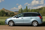 Peugeot 5008 2.0 HDI 163 aut Premium Monovolumen Azul Philae Exterior Lateral 5 puertas