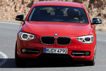 BMW Serie 1 118i Sport Line Turismo Karmesinrot Exterior Frontal 5 puertas