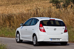 Hyundai i30 1.6 CRDi VGT 128 CV GLS FDu Style Turismo Crystal White Exterior Lateral-Posterior 5 puertas