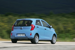 KIA Picanto 1.0 69 CV Concept Turismo Alice Blue Exterior Posterior-Lateral 5 puertas