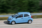 KIA Picanto 1.0 69 CV Concept Turismo Alice Blue Exterior Lateral-Cenital 5 puertas