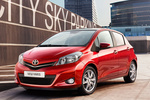Toyota Yaris Gama Yaris Gama Yaris Turismo Rojo Classic Exterior Frontal-Lateral 5 puertas