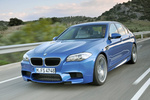 BMW Serie 5 M5 (560 CV) M5 Turismo Bluewater Metalizado Exterior Frontal-Lateral 4 puertas