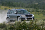 Skoda Yeti GreenLine 1.6 TDI 105 CV GreenLine Todo terreno Gris Platino Exterior Lateral-Frontal 5 puertas