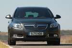 Opel Insignia 2.0 CDTI 160 CV 4x4 Cosmo Turismo familiar Plata Gris Technical Exterior Frontal 5 puertas