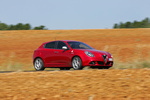 Alfa Romeo Giulietta 1.7 TBi 235 CV Quadrifoglio Verde Turismo Rojo Alfa Exterior Lateral-Frontal 5 puertas
