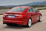 Jaguar XF XFR 510 CV XFR Turismo Exterior Posterior-Lateral 4 puertas