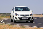 Opel Corsa 1.3 ecoFLEX 95 CV Start & Stop C&acute;mon Turismo Blanco Casablanca Exterior Lateral-Frontal 5 puertas