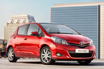 Toyota Yaris Gama Yaris Gama Yaris Turismo Rojo Classic Exterior Lateral-Frontal 5 puertas