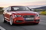 Audi A5 S5 Sportback 333 CV Gama S5 Sportback Turismo Rojo Misano Efecto Perla Exterior Frontal-Lateral 5 puertas