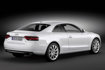 Audi A5 Gama A5 Coup&eacute; Gama A5 Coup&eacute; Coup&eacute; Blanco Glaciar metalizado Exterior Posterior-Lateral 2 puertas