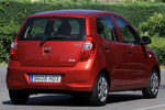Hyundai i10 Gama i10 Gama i10 Turismo Electric Red Exterior Posterior-Lateral 5 puertas