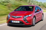 Opel Ampera Gama Ampera Gama Ampera Turismo Rojo Cardinal Exterior Frontal-Lateral 5 puertas