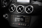 Mercedes-Benz Clase B B 200 CDI BlueEFFICIENCY Gama Clase B con paquete deportivo Monovolumen Interior Consola Central 5 puertas