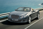 Bentley Continental GTC W12 575 CV Gama Continental GTC Descapotable Exterior Frontal-Lateral 2 puertas